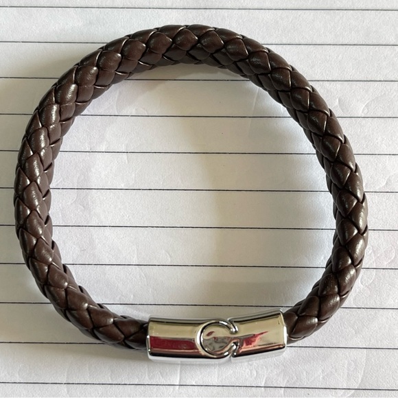 🔴New Thick Brown Braided Leather Bracelet for Men - Picture 6 of 6